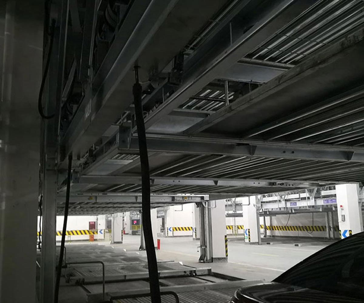 二層升降橫移式停車(chē)設(shè)備出租